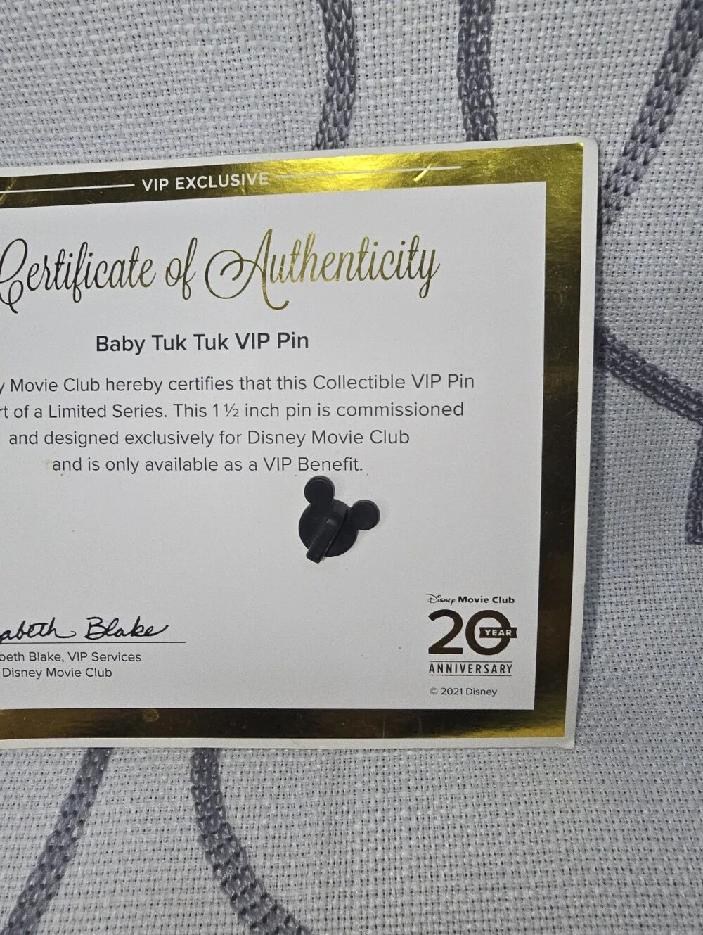 Disney VIP Pin Raya & The Last Dragon Baby Tuk Tuk DMC Movie Club Exclusive COA